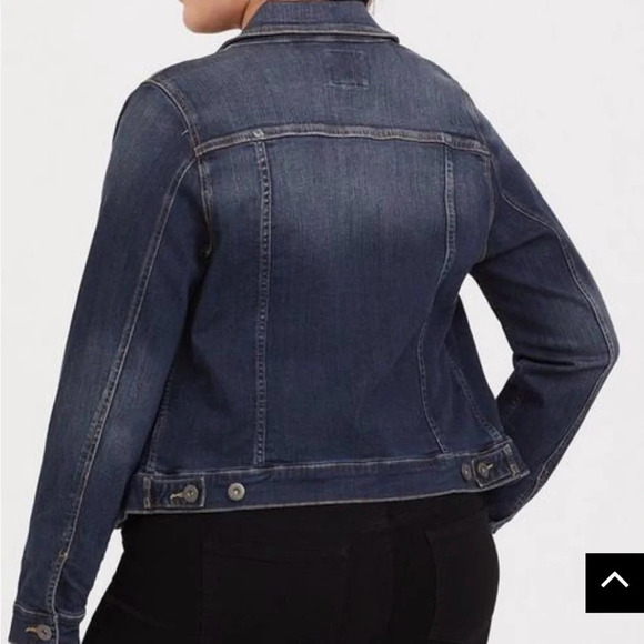 Torrid distressed denim jacket size 1 (14-16 or 1X) - Picture 8 of 8